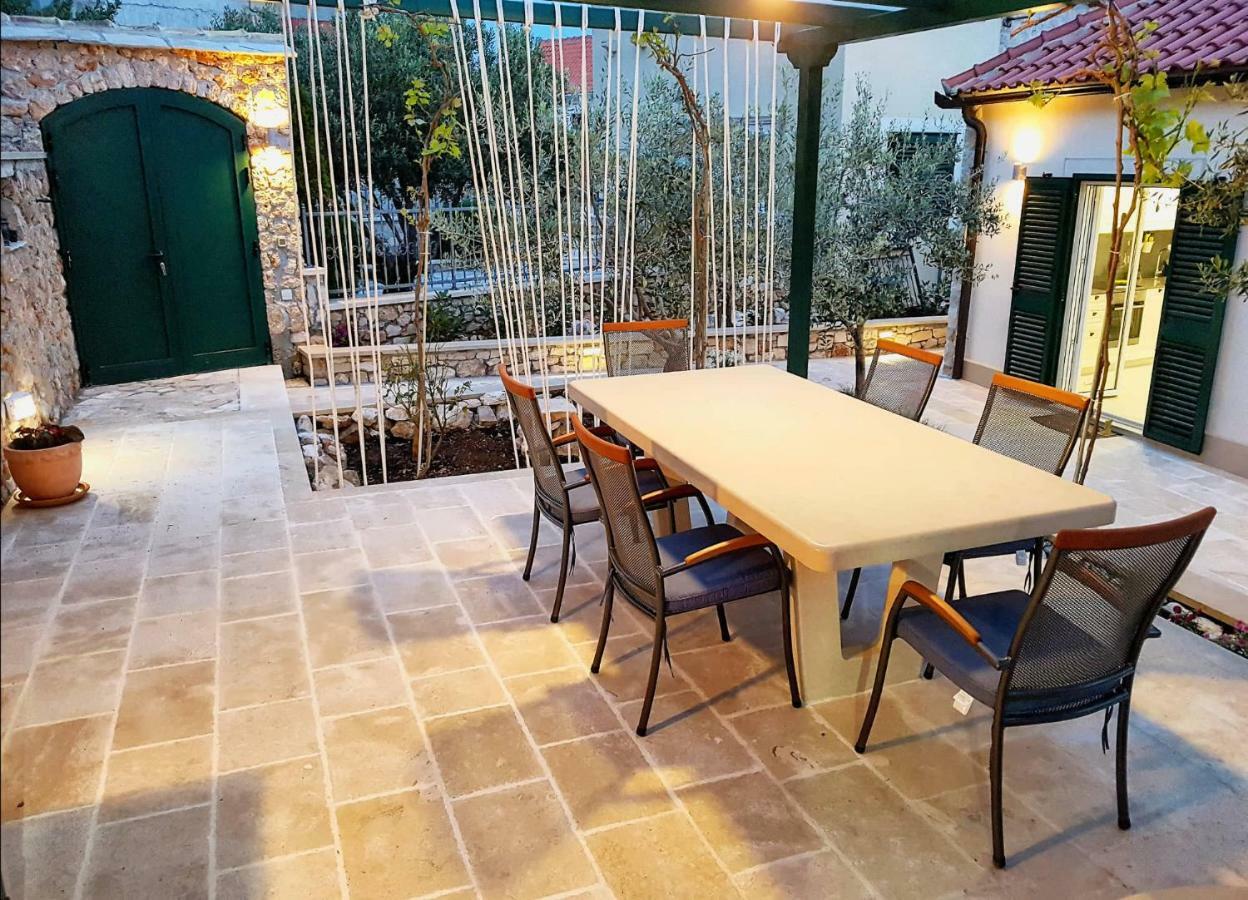 Casa Ol'Bol - Modern Apartment With Seaview And Private Large Backyard Exterior foto